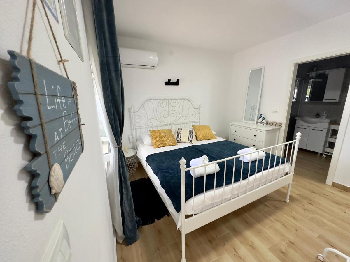 Matek Family & Studio Apartment Rovanjska Ngoại thất bức ảnh