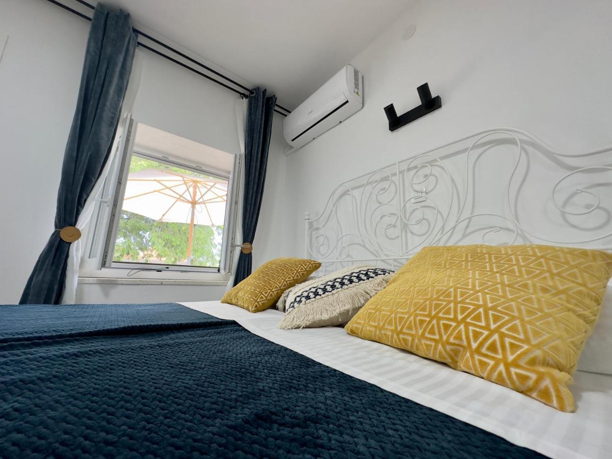 Matek Family & Studio Apartment Rovanjska Ngoại thất bức ảnh