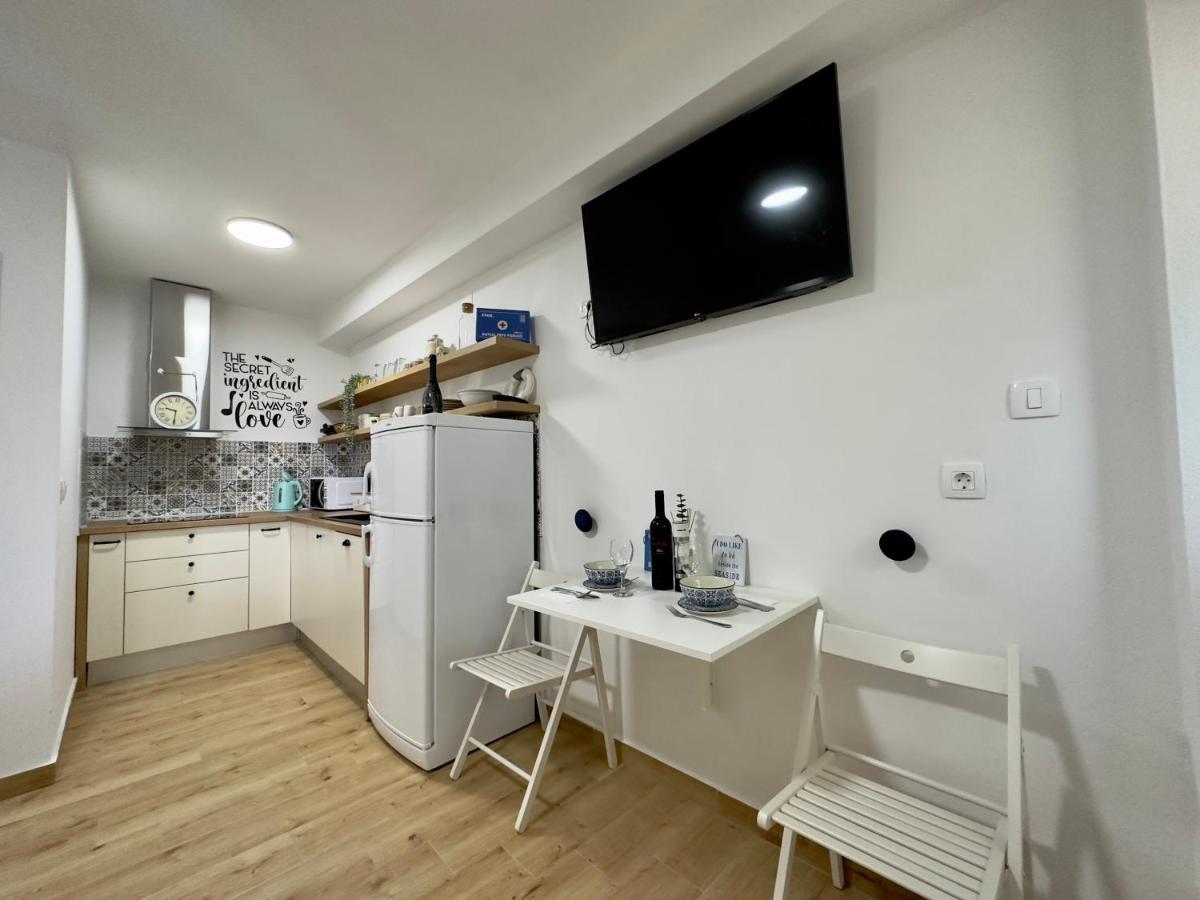 Matek Family & Studio Apartment Rovanjska Ngoại thất bức ảnh