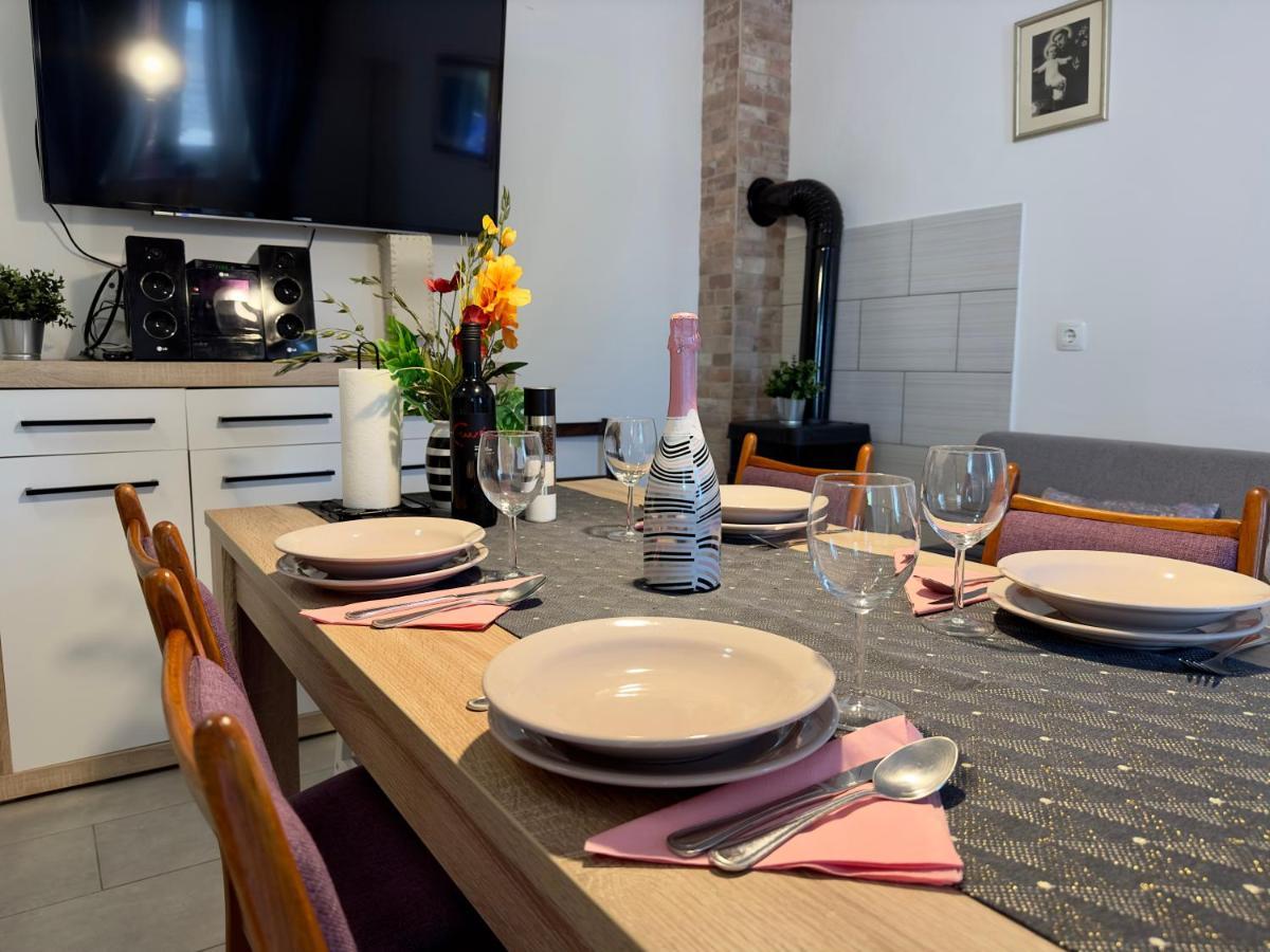 Matek Family & Studio Apartment Rovanjska Ngoại thất bức ảnh